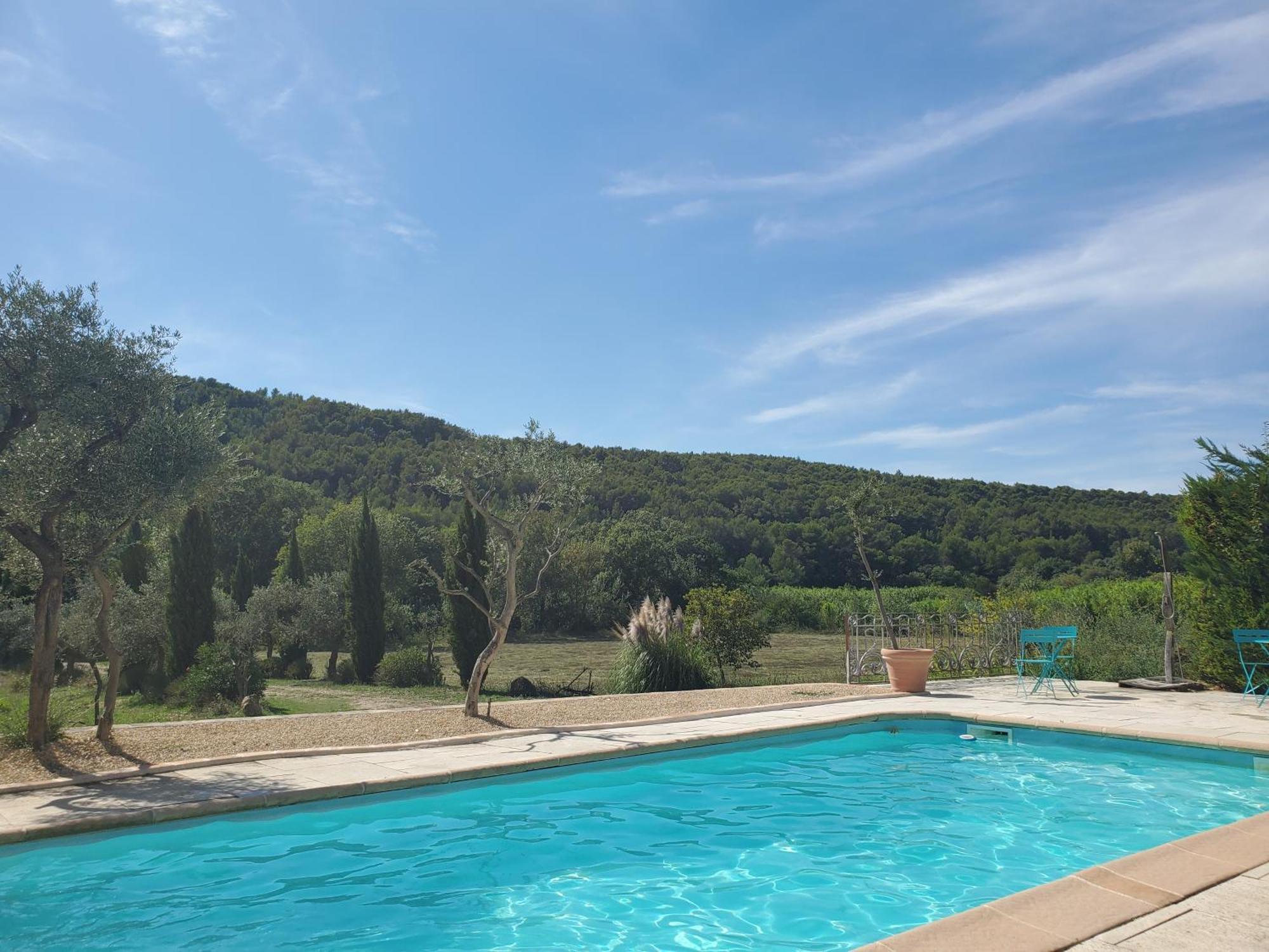 Bed and Breakfast Moulin De Bonfilhon Cornillon-Confoux Exterior foto